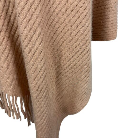 Chicos Ribbed Asymmetrical Fringe Cowl Neck Poncho Pullover Sweater sz O / S - Picture 7 of 16